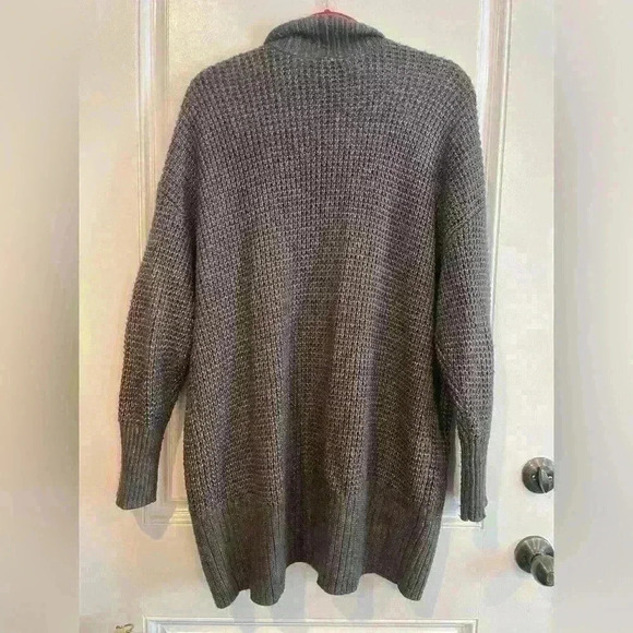 Torrid sweater - Picture 7 of 7